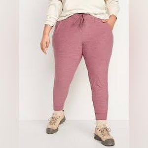 OLD NAVY plus pastel pink/purple mauve mid rise lextra comfy ankle joggers NWT